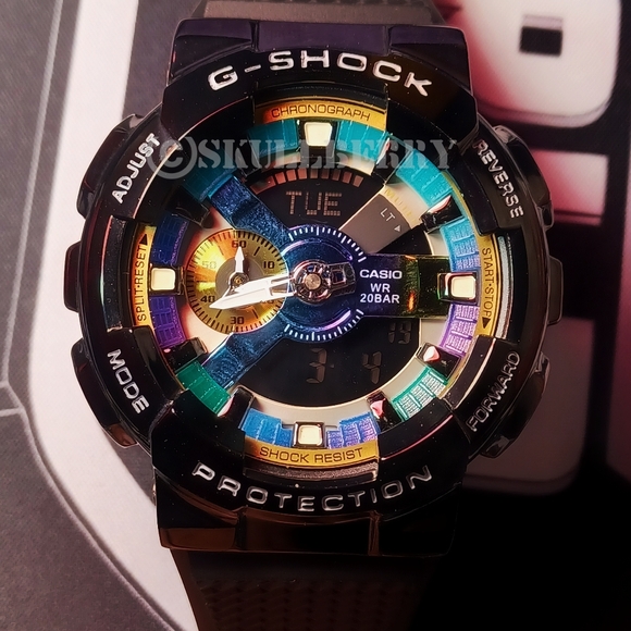 ✅️SOLD✅️CASIO G-SHOCK GM110 ( UNISEX ) - Picture 2 of 8